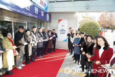 진주시, 행정안전부 국민행복민원실 우수기관 현판 제막
