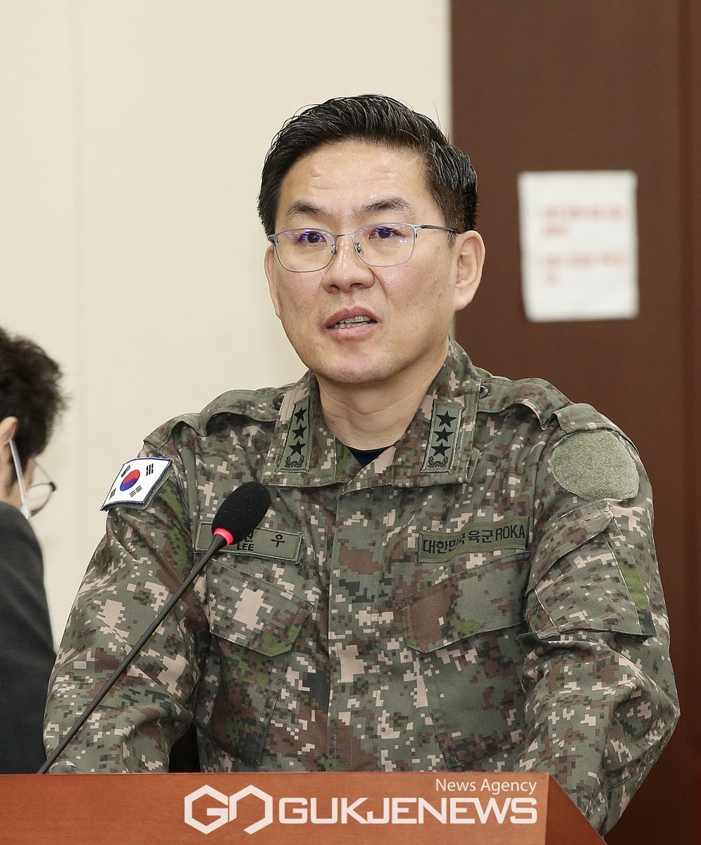 육수사령관, 윤석열 탄핵심판서 국회 질문 대부분 거부