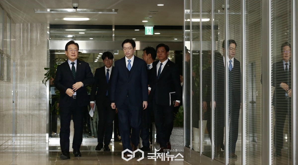 이재명-이재용 첫 회동, 삼성 발전은 국가 발전과 함께 될 것을 강조