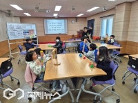소리와 글이 숨쉬는 송악도서관으로 오세요