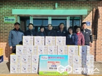 영동군 매곡면에 매화골 풍물단, 경로당 성품 기탁
