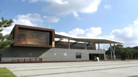 양주회암사지박물관,  회암사 정청지 출토된 보살상 유물, 전시.