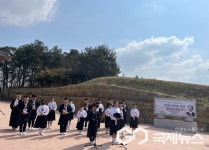 진천 백곡초등학교, 이상설 선생 추모 108기 기념식 행사 참여
