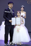 [GJ포토] 김지민, 2025 더룩오브더이어리틀 라이징 스타상 수상