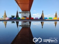 사천 무지갯빛 해안도로, 환상적인 자운영 보랏빛으로 물들다
