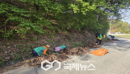 휴천1동 새마을부녀회 배수로·빗물받이 청소 실시