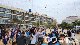 청주 덕벌초등학교, 한마당 큰잔치 열어