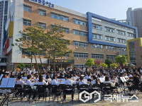 청주 단재초등학교, 여덟 번째 등굣길 음악회 열어