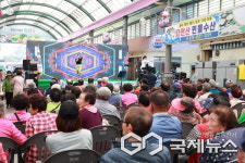 의령군 신반전통시장 한마음 행사 성황