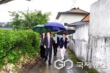 조규일 진주시장, 장재경로당 일원 도로개설 민원 현장 방문