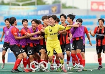 [금석배 U-17 유스컵] 유성생명과학고와 FC의정부U18가 창단 첫 우승컵 놓고 결승전 격돌