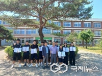 음성 무극중학교에 우송장학회, 장학금 500만원 전달