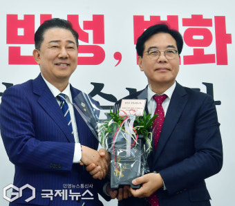 여야 신임 원내대표 '김병기-송언석' 첫 인사