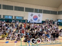 청주 주중초등학교, 절교의 여왕 작가와 만남 진행