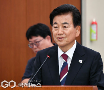모두 발언하는 정동영 통일부 장관 후보자