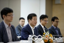 와이에스씨테크거제공장 | 강석진 이사장, '찾아가는 중진공' 통해 K-조선 등 지역 주력산업 활력 제고