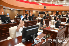 [포토뉴스] 반성초 학생들 나도 진주시의원 의정활동 체험