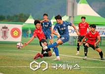 [추계] 오현석 해트트릭 폭발 수원고, 세종CNEU18 꺾고 본선행...20강전 대진 완성
