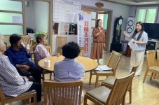 충주시, 치매 예방·돌봄 원스톱 지원