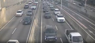 [속보] 서부간선지하차도서 차량 추돌사고...출근길 도로 정체 중