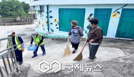 가흥1동 추석맞이 국토대청결운동, 경로당 어르신들의 솔선수범