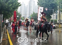 [포토] 안양시, 2025 정조대왕 능행차 공동재현 성료