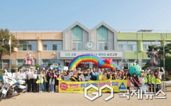 이상일 용인시장, 처인구 송전초서 어린이 교통안전 캠페인 동참