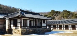 계룡시, 사계고택·계룡軍문화축제 로컬100 1차 선정... 시민들의 한표 부탁 합니다.