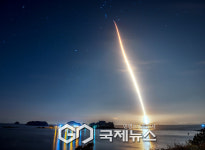 [포토] 우주로의 비상...누리호 4차 발사 성공