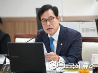 강성삼 하남시의원, 시청 앞 하루 2,000병… 선심성 집행은 안 된다