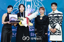 [GJ포토] 전주바디포커스 김현지 대표, 브랜드대상 수상(제3회 대한스포츠문화예술대상)