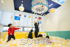 양천구, 신월5동 서울형 키즈카페 개관…우주놀이터 테마