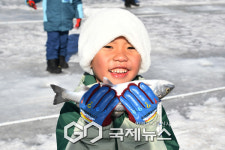 "추위보다 손맛".