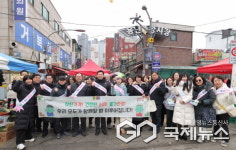 이상일 용인시장, 설 앞두고 전통시장서 시민과 소통