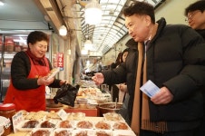 김영환 충북지사, 민생경제 현장 목소리 청취