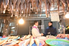 [포토] 울산 중구, 지역 내 전통시장 순회 설맞이 장보기 행사