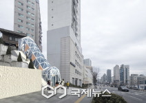 금천구, 시흥대로 급경사 엘리베이터 설치…보행 편의 UP!