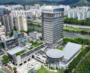도봉구, 취약계층 120가구 대상 발광다이오드(LED) 조명 무상 교체