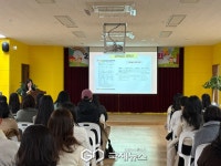 놀이 속에서 배우는 아이들 천안성성유치원 교육과정 설명회 개최
