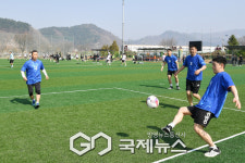 [포토] 제17회 화천군수기 족구대회가 28일 하남면 위라리에서 열렸다