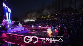 벚꽃 아래 영화·공연 즐기는 양재천 벚꽃 등(燈) 축제 가볼까?