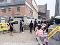 수원특례시, 망포초등학교 앞에서 민·관·경 합동 교통안전 캠페인
