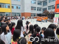 청주 창신초등학교 솔빛합창단, 등굣실 버스킹 실시