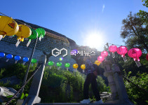 [국제포토] 기도의 행렬 보문사로 모여