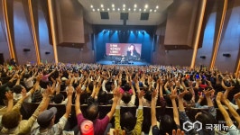 함안문화예술회관, 주현미 콘서트 전석 매진 속 성황리 마무리