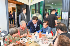 전진선 양평군수, 용담1리 자원순환마을 축제장 방문
