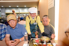 광산구, 초복 맞아 어르신 건강 위한 나눔 활동 펼쳐