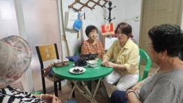 익산시의회 이중선 보건복지위원장,  폭염속 중앙동‧마동 경로당 방문하여 어르신 안부 세심하게 살펴