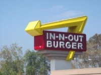 In-N-Out은 왜 가맹점이 없을까