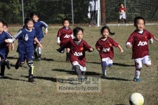 유소년 축구대회 성황